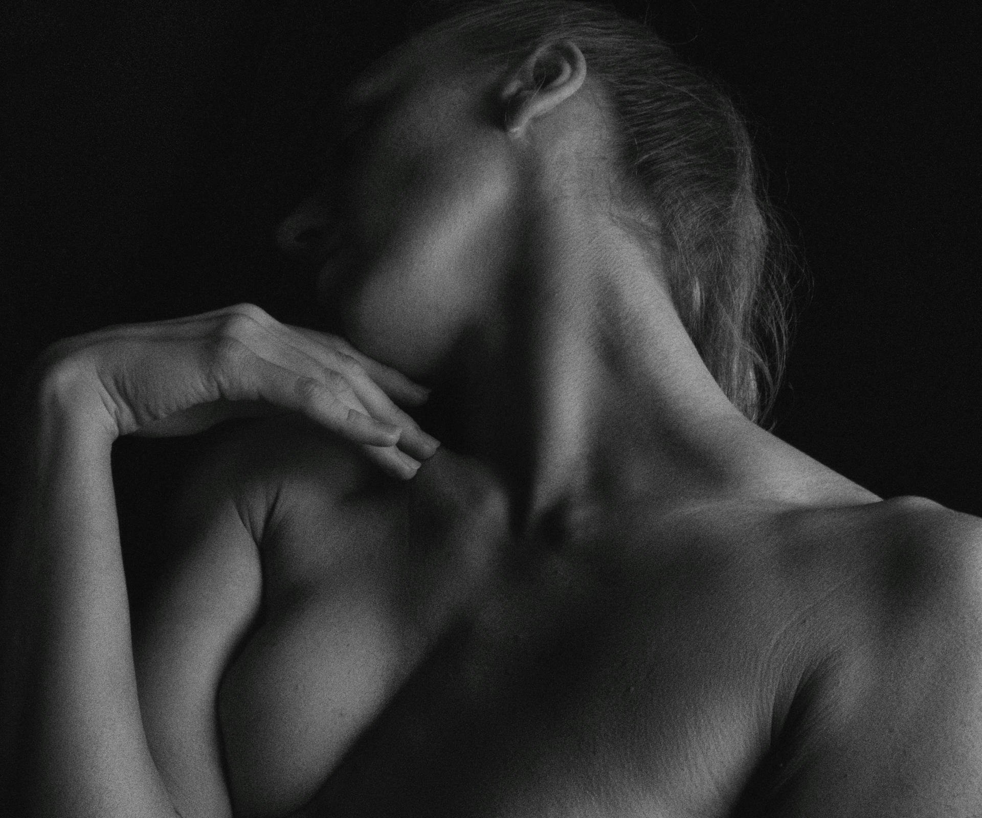 Aesthetic body sculpture